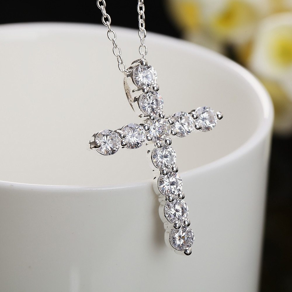 Luxury 925 Sterling Silver Necklace For Women Shiny crystal cross Pendant 18 inch Fashion wedding party Jewelry Christmas Gifts