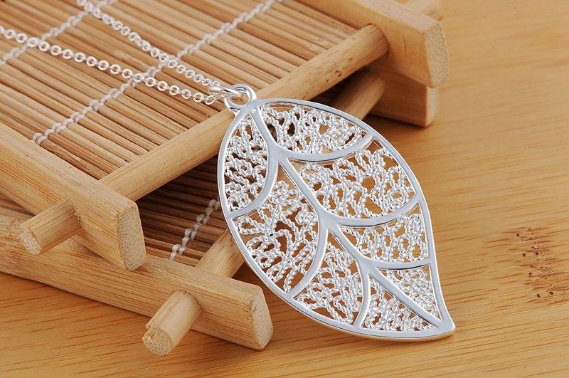 Hot charm 925 Stamp Silver color Leaf pattern Pendant Necklace For Women 18 inches gift top quality party wedding Jewelry