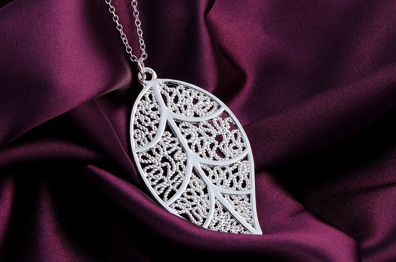 Hot charm 925 Stamp Silver color Leaf pattern Pendant Necklace For Women 18 inches gift top quality party wedding Jewelry