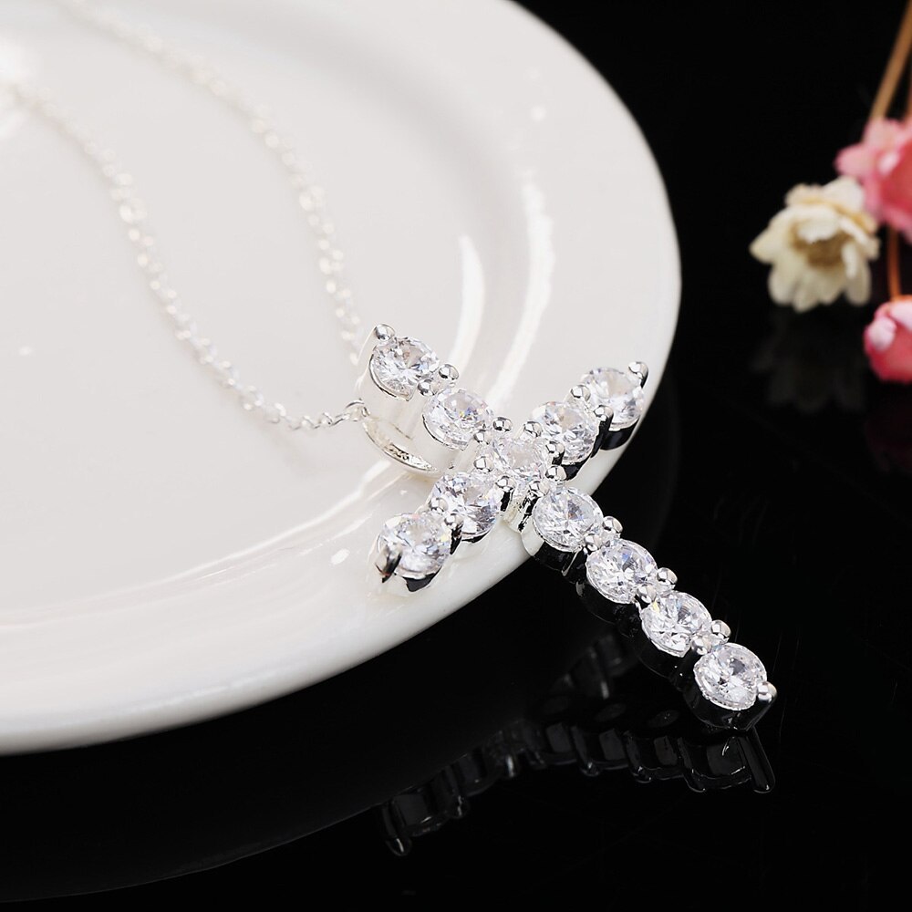 Luxury 925 Sterling Silver Necklace For Women Shiny crystal cross Pendant 18 inch Fashion wedding party Jewelry Christmas Gifts