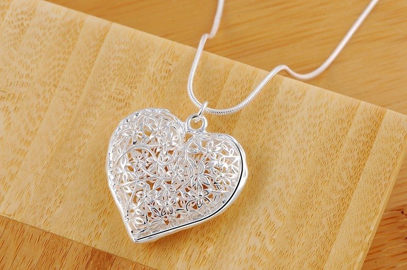 Fine 925 Stamp Silver color Leaf pattern Pendant Necklace For Women 18 inches Christmas gifts lady party wedding fashion Jewelry