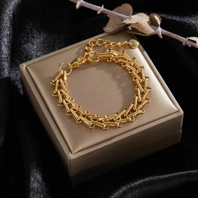 G01  18k  gold color for men women lady 18+4cm chain bracelet  chain  Top Quality Does not fade, This is not logo ,not stamped