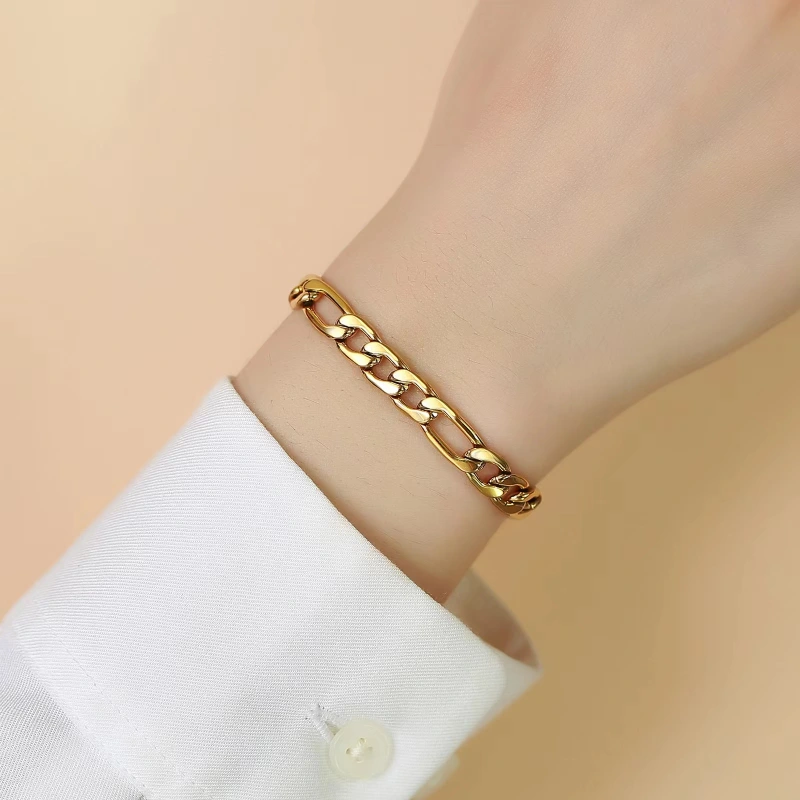 GH30  18k  gold color for men women lady 18+4cm  4mm WIDTH chain bracelet  chain  Top Quality Does not fade,   This is not logo ,not stamped