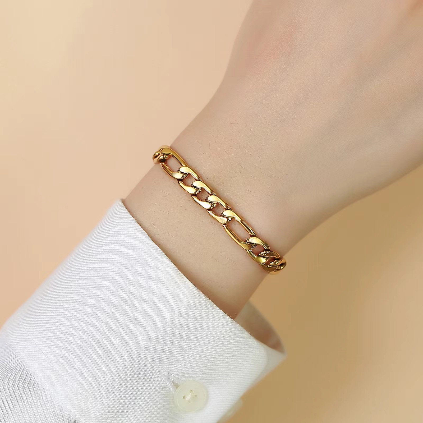 GH30  18k  gold color for men women lady 18+4cm  4mm WIDTH chain bracelet  chain  Top Quality Does not fade,   This is not logo ,not stamped