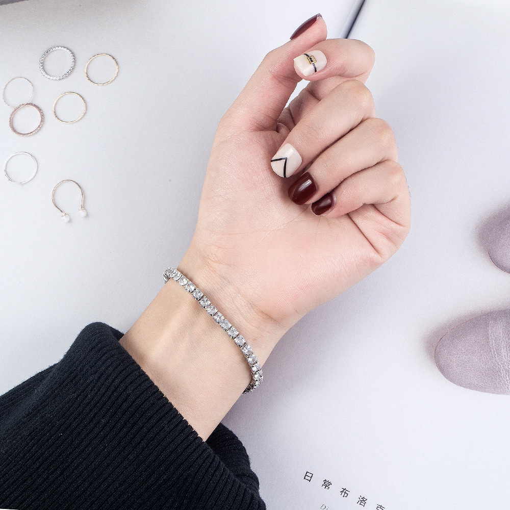 H039 charm chain white crystal Silver color Charms Bracelets for women Classic Chain for man Wedding party Christmas Gifts fashion Jewelry 18CM 7inches