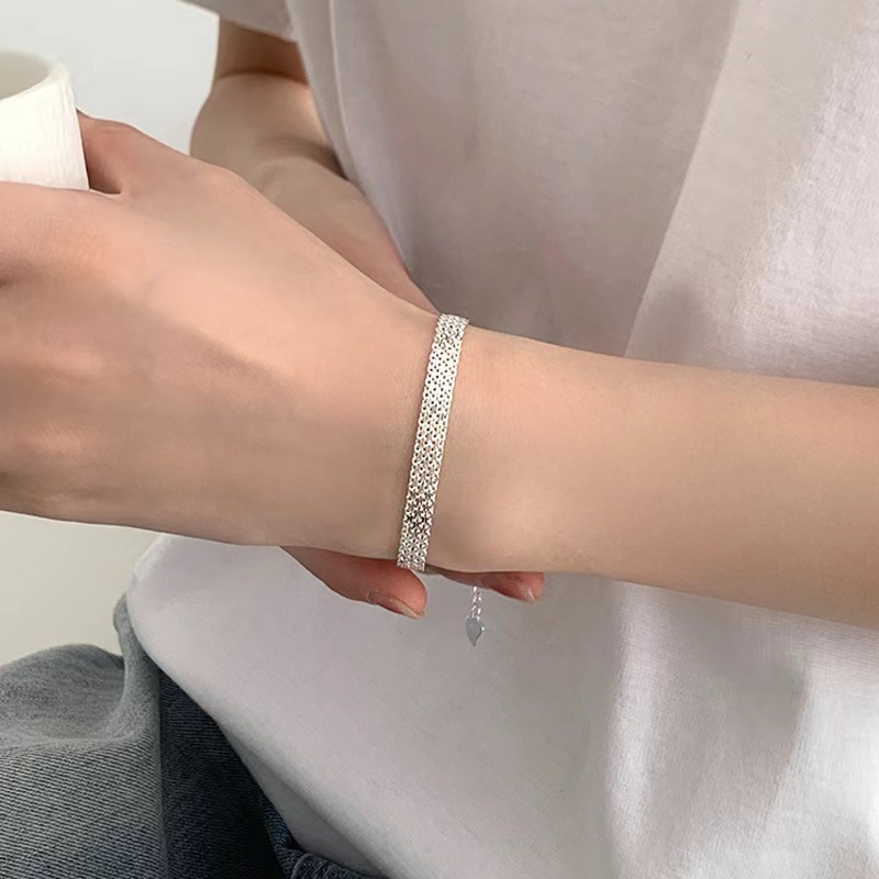 H043 charm chain Silver color Charms Bracelets for women Classic Chain for man Wedding party Christmas Gifts fashion Jewelry 20CM 8inches