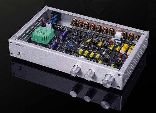 T4 high-fidelity pre-amplifier, referencing Quintessence circuit, vinyl turntable amplifier, audio pre-amp preamplifier