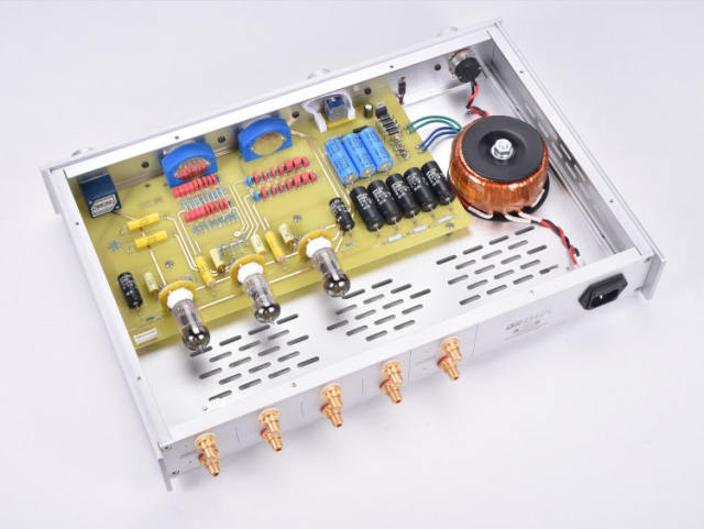 MC22  Classic Fever Electronic Tube Pre-amplifier with High and Low Tone Adjustment, McIntosh C22 Pre-amplifier