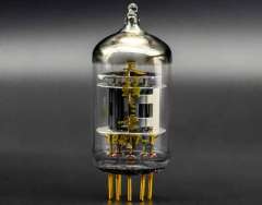 Shuguang 12AT7-T Electronic Vacuum Tube replaces ECC81/B739/12at7 vacuum tubes