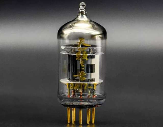 Shuguang 12AT7-T Electronic Vacuum Tube replaces ECC81/B739/12at7 vacuum tubes