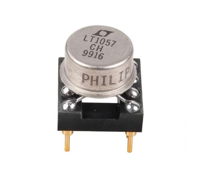 LT1057CH gold-sealed dual operational amplifier