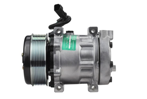 Excavator Air Conditioner Compressor For SK-8 Mobile Machinery Shop
