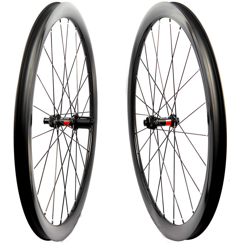 1209g Super Light Carbon Road Disc Brake Wheel DT240S With Carbon Spoke