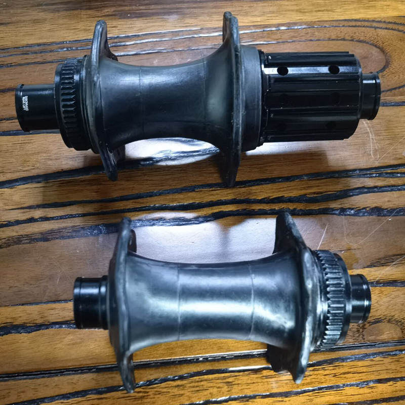 carbon bicycle hub
