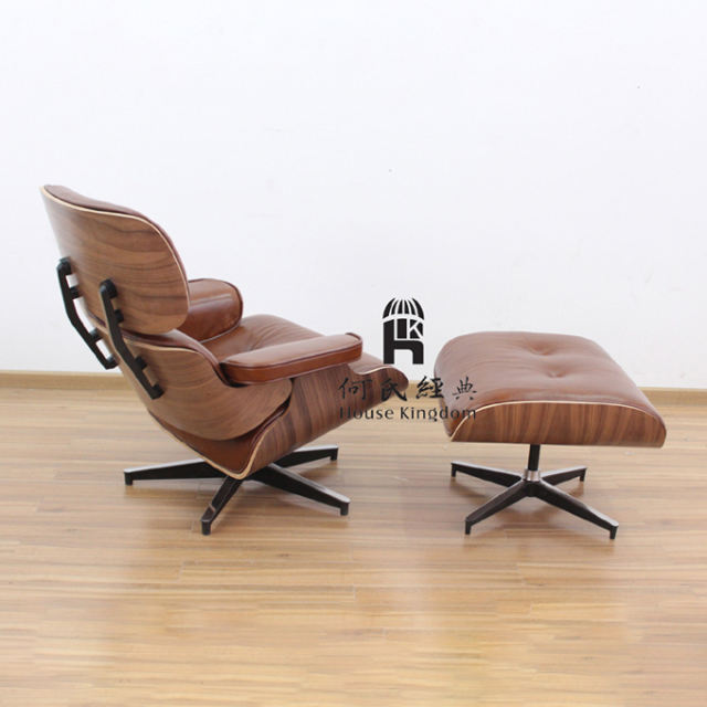 Charles Eames lounge chair with ottoman