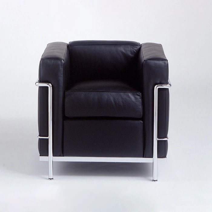 Le Corbusier LC2 arm chair 7017A-1