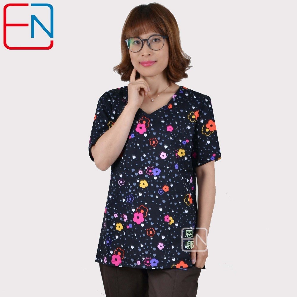 6 DESIGNS IN  Hennar Brand heart neck, medical scrub tops surgical scrubs,scrub uniform 100% print cotton medical uniforms