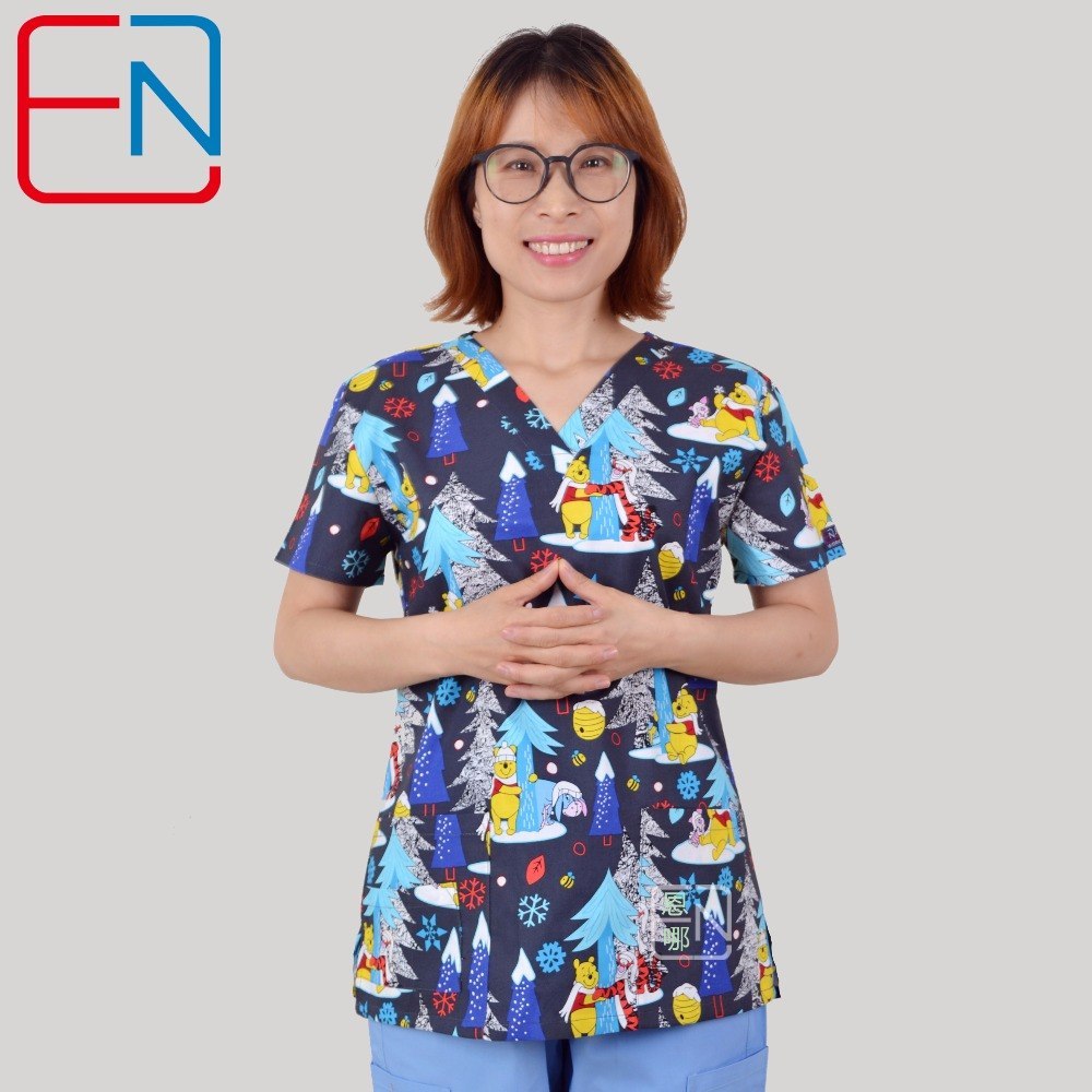 Brand medical scrub tops for women surgical scrubs,scrub uniform in 100% print cotton Christmas series