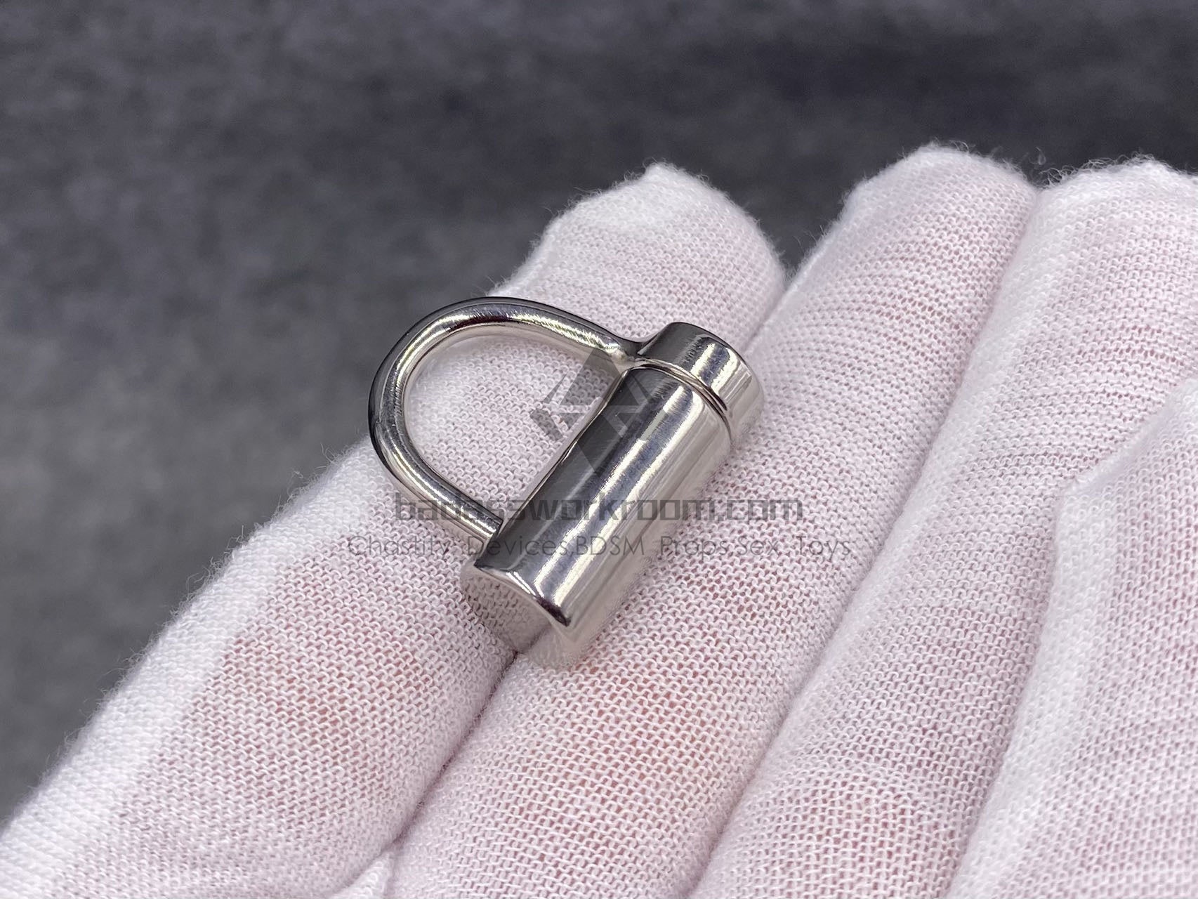 Titanium Piercing Padlock,Custom Chastity Cage