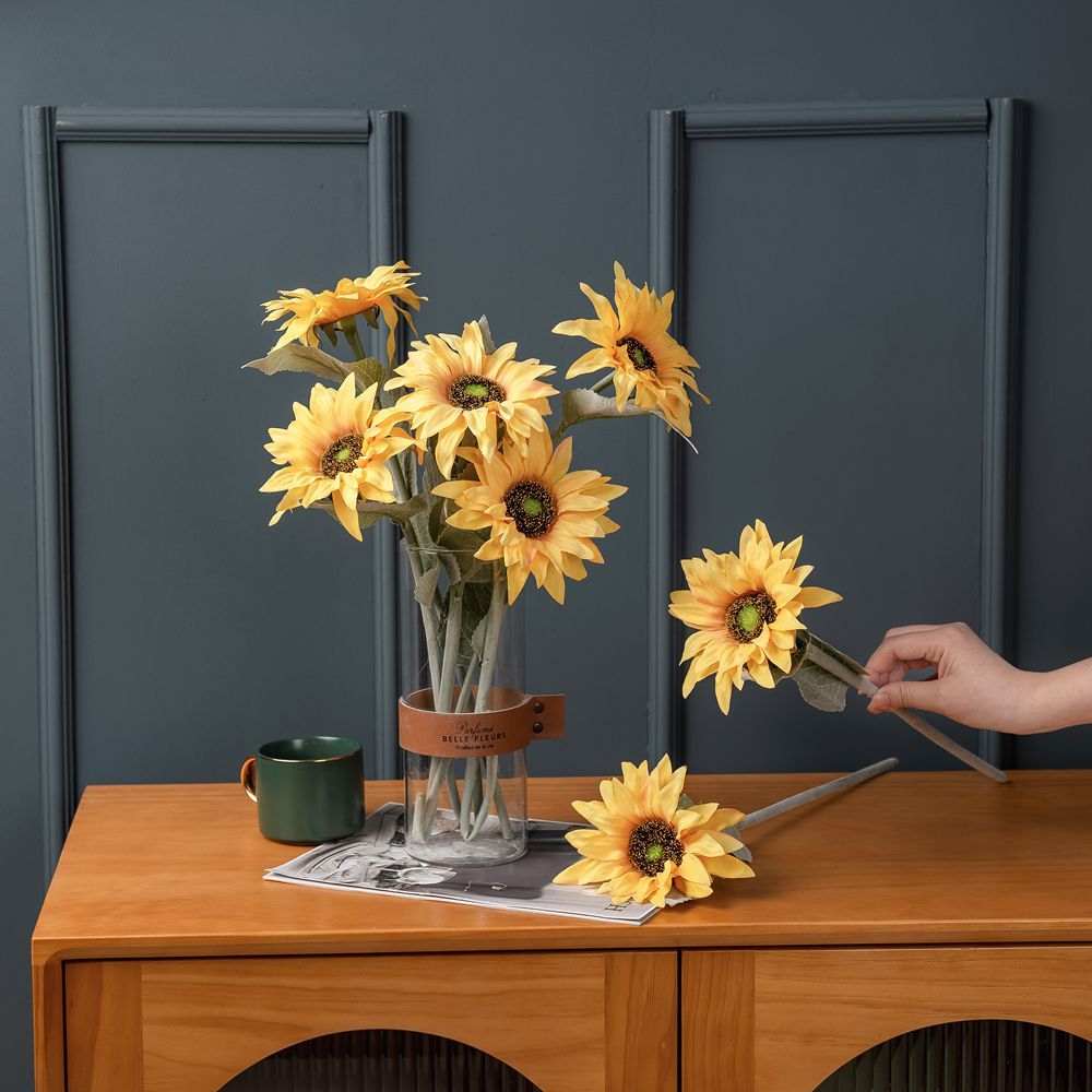 MW33712 Factory Direct Sale Artificial Flower White Artificial Silk Sunflower For Flower Wall Backdrop