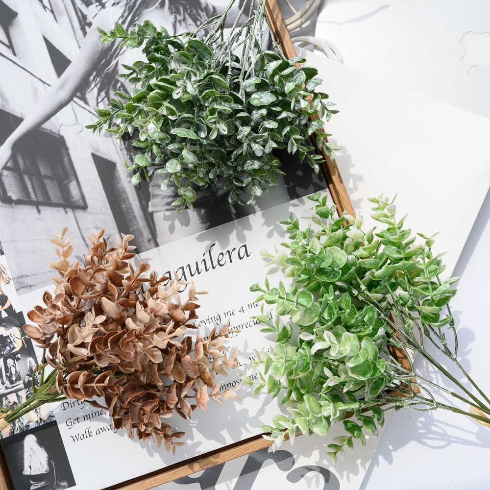 YC1078 Artificial Flower Bouquet Eucalyptus Hot Selling Decorative Flowers and Plants
