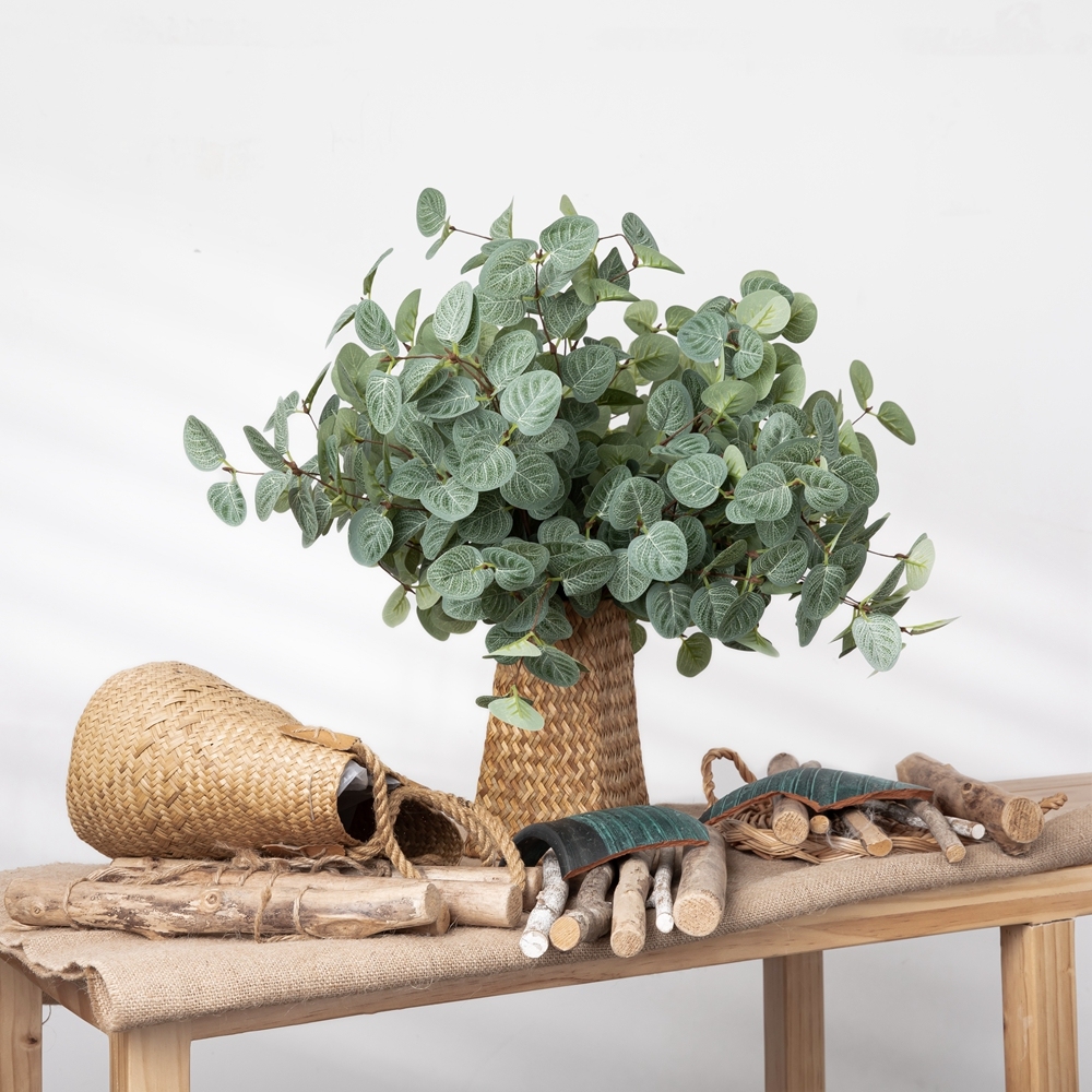 MW61216 Realistic Artificial Flower Plant Fabric Eucalyptus Single Branch Removable Stem For Silk Flowers