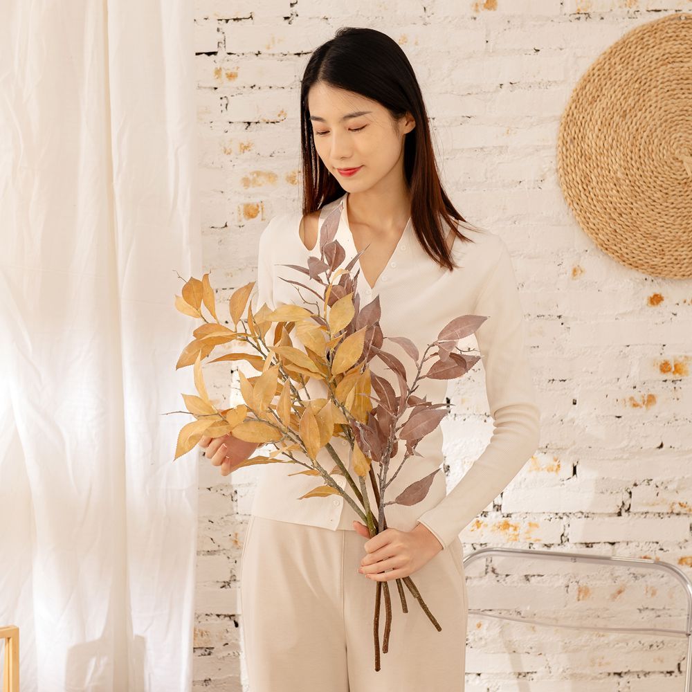 MW82115 Artificial Flower Plant Tea Leaves Hot Selling Christmas Picks Festive Decorations