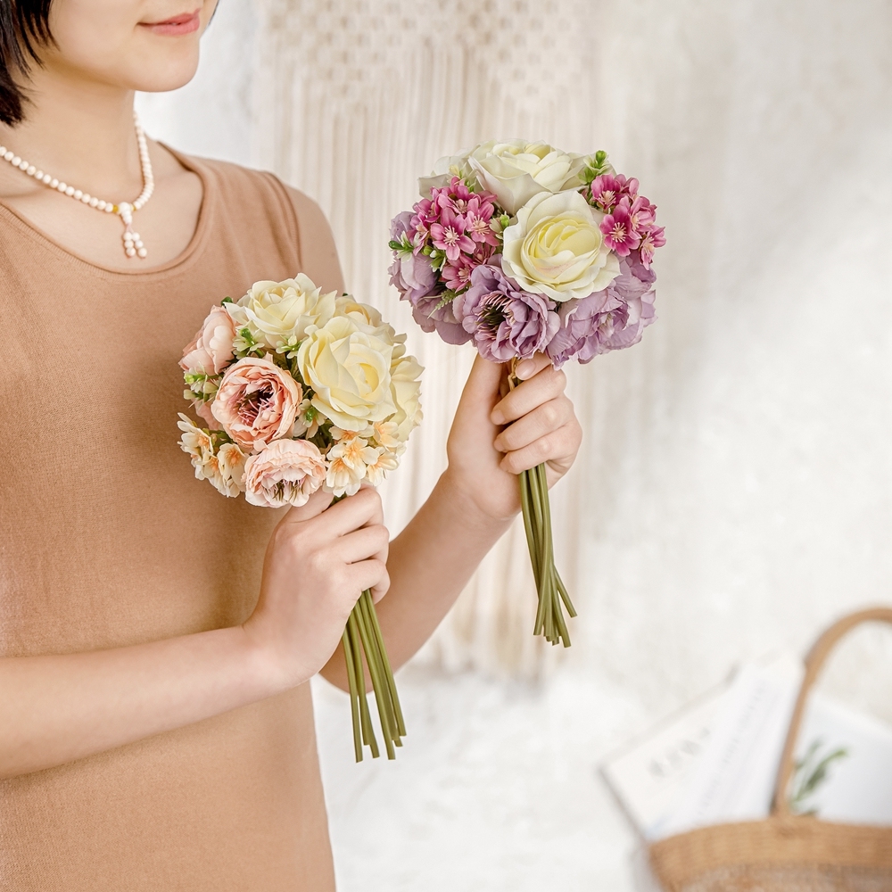 MW83111 China Direct Sale Artificial Flower Bouquet Artificial Rose Lotus Hydrangea For Christmas Picks