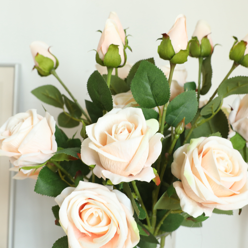 MW03337 Artificial Red Rose Stem Velvet Three Heads Rose Arrangement Wedding Party Decoration Flower