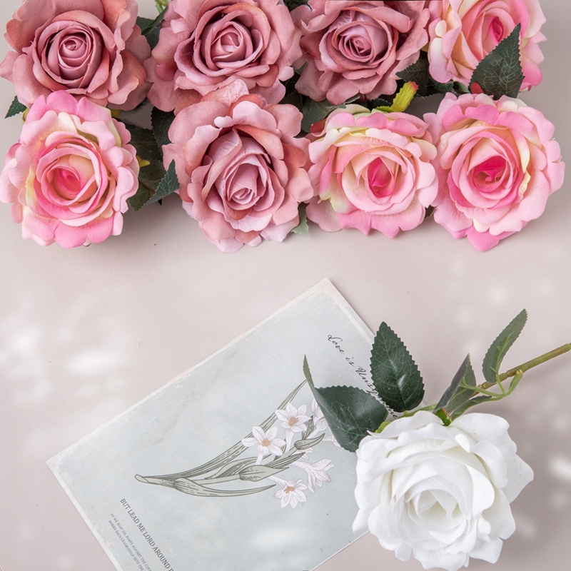 MW03336 Popular Artificial Red Roses Short Stem Velvet Material For Flower Wall Backdrop