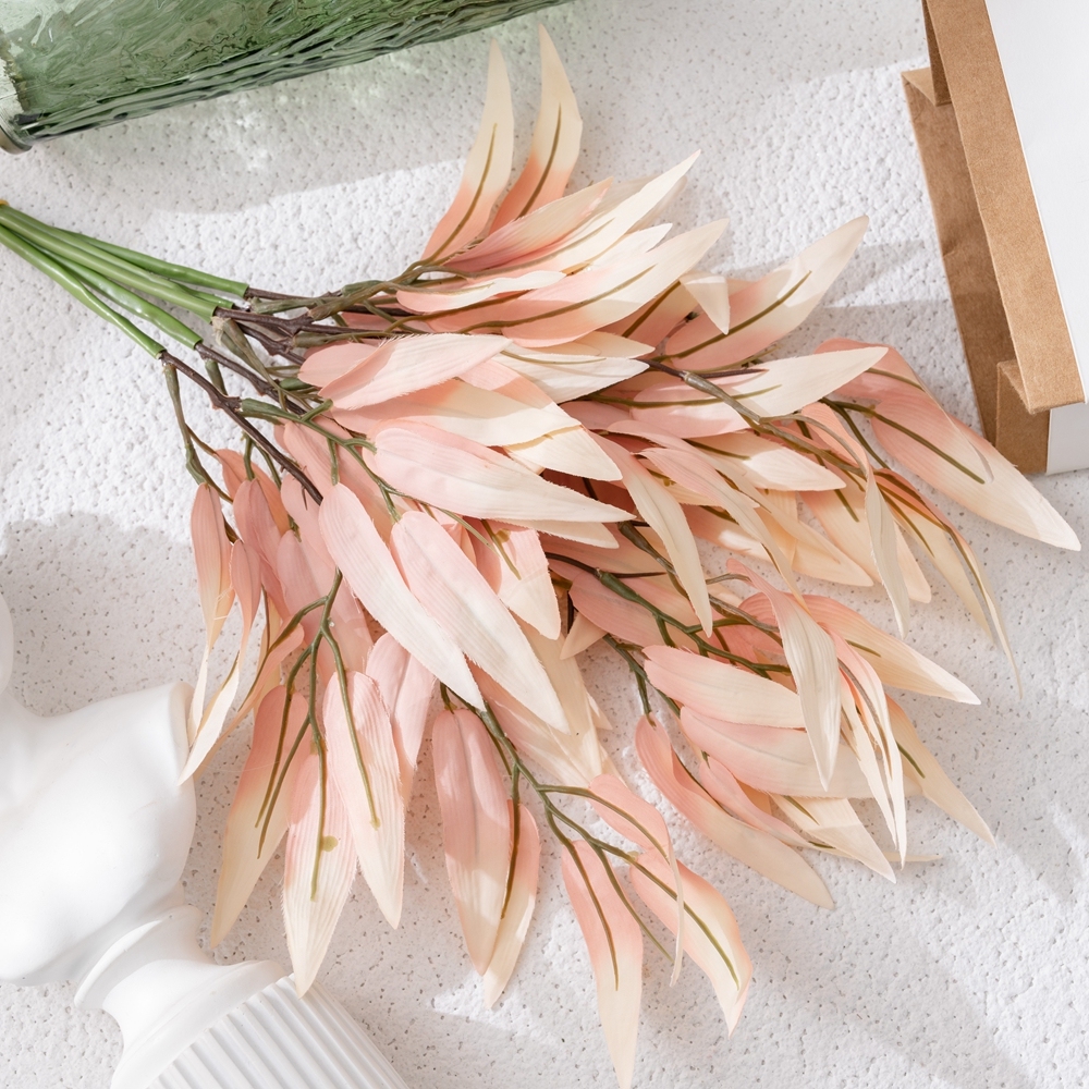 YC1053 Popular Artificial Rose Eucalyptus Flower Bouquets Artificial Silk Plastic For Mother's Day gift