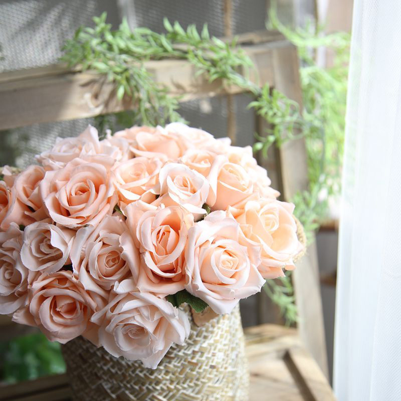 GF12504 Wholesale Artificial Flower Bouquet 9Heads Red Rose For Wedding Decoration