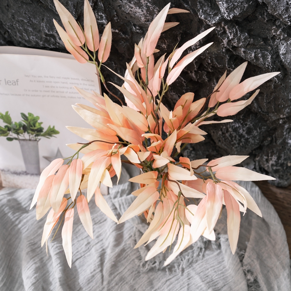 YC1053 Popular Artificial Rose Eucalyptus Flower Bouquets Artificial Silk Plastic For Mother's Day gift