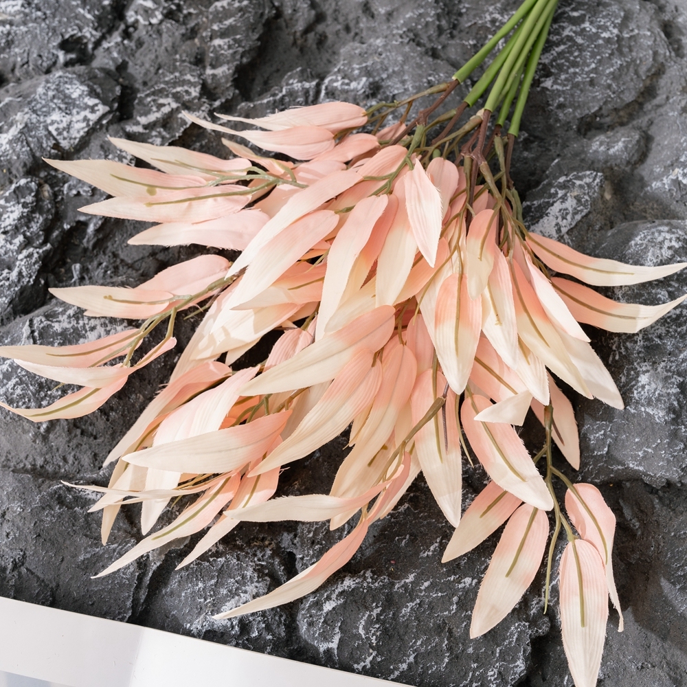 YC1053 Popular Artificial Rose Eucalyptus Flower Bouquets Artificial Silk Plastic For Mother's Day gift