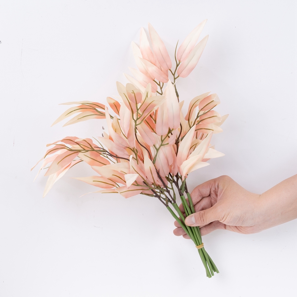 YC1053 Popular Artificial Rose Eucalyptus Flower Bouquets Artificial Silk Plastic For Mother's Day gift
