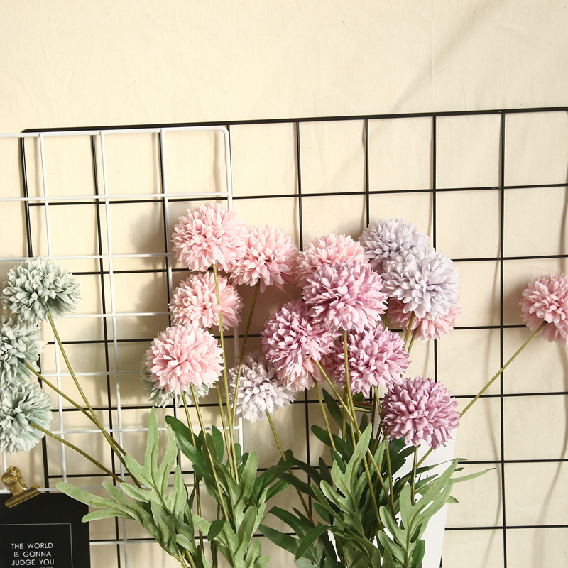 MW15191 New Design Artificial Pom Pom Flower Four Heads Artifical Silk For Wedding Supplies