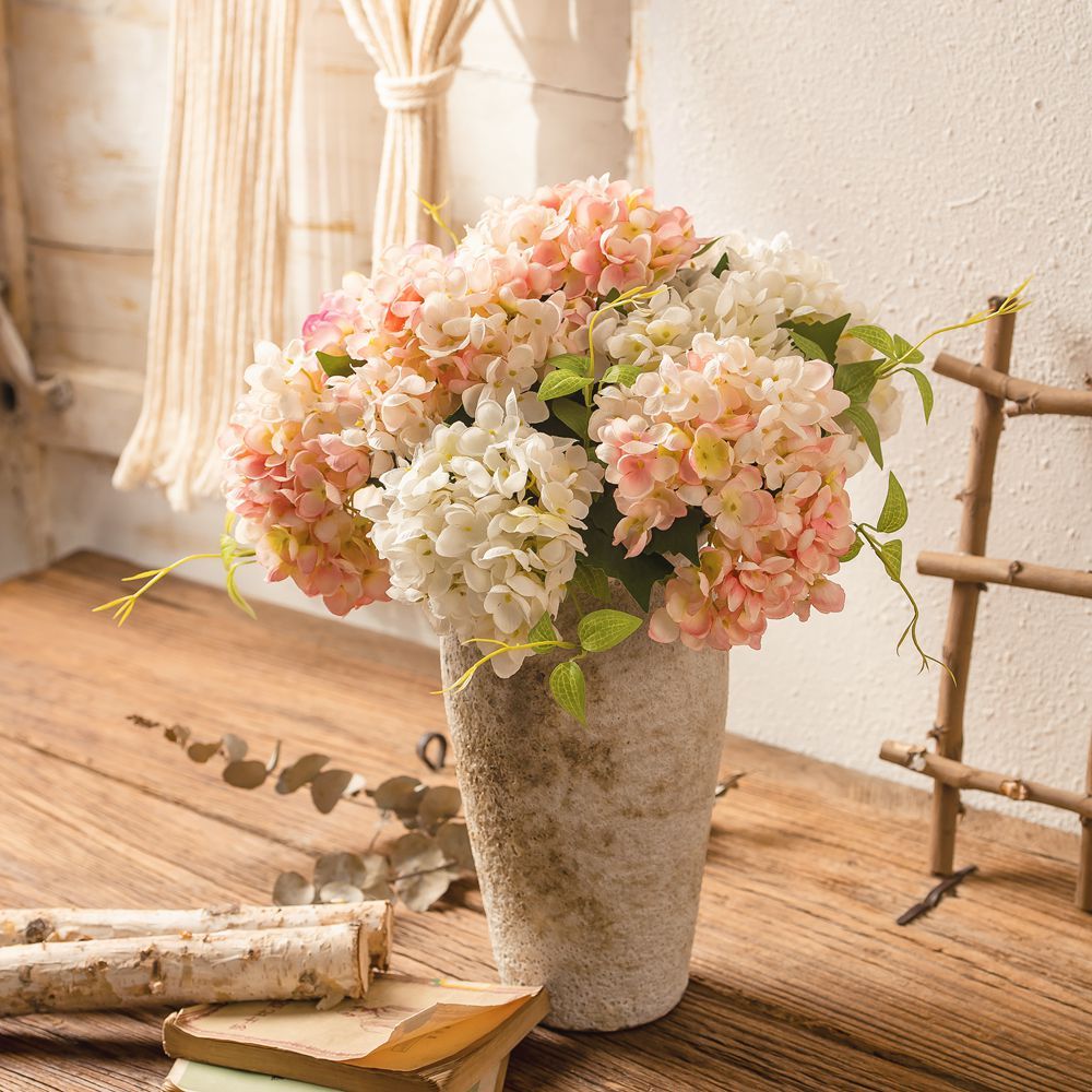 MW52666 Realistic Artificial Flowers Silk Hydrangeas Flower Arrangements For Festive Decorations