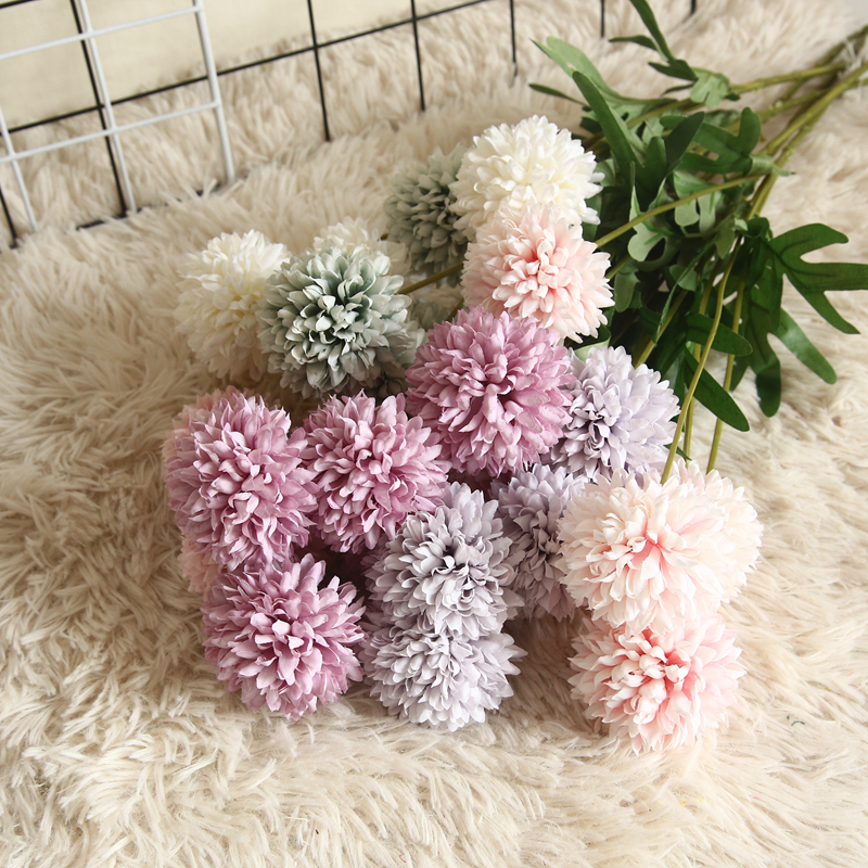 MW15191 New Design Artificial Pom Pom Flower Four Heads Artifical Silk For Wedding Supplies