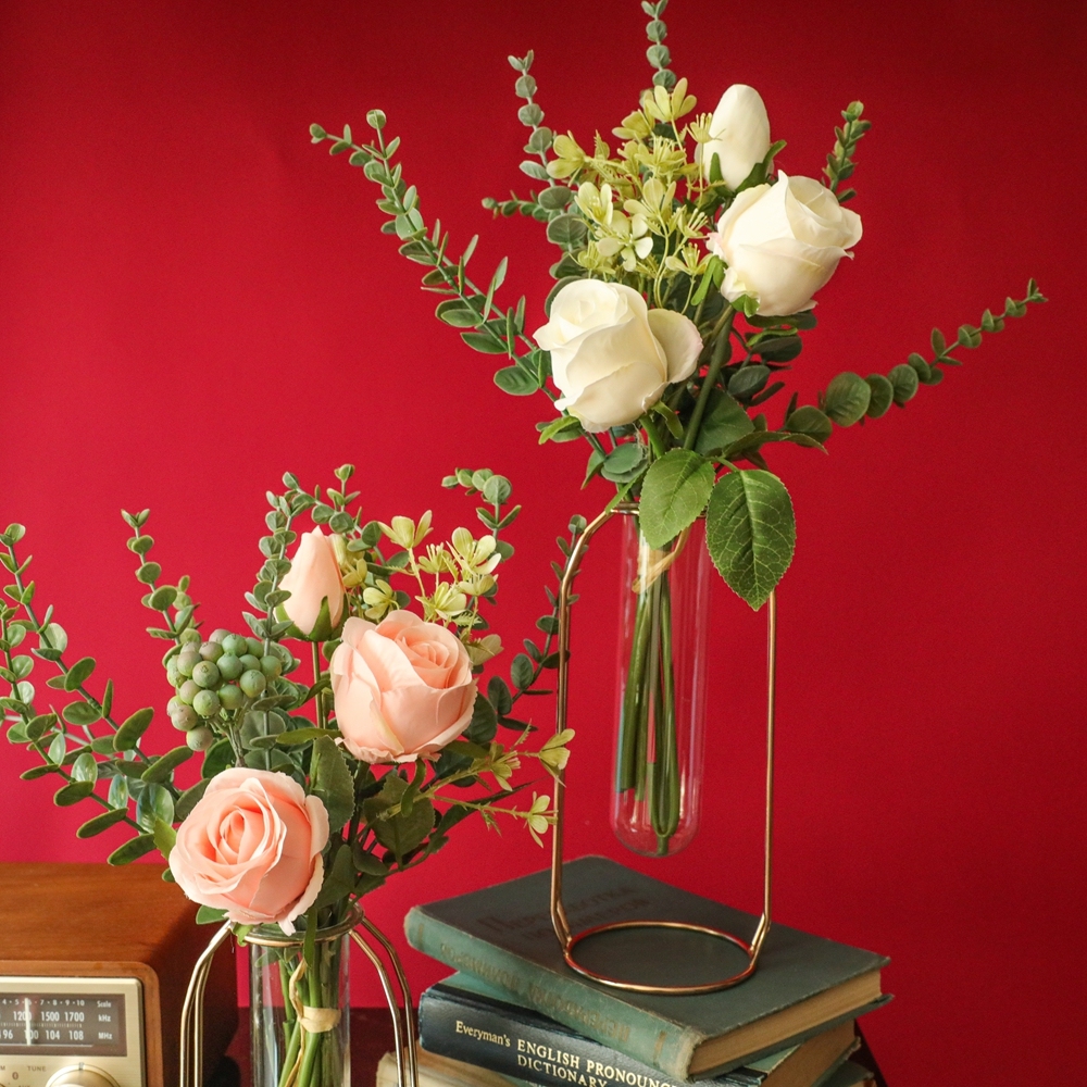 YC1052 Popular Artificial Roses Eucalyptus Simulated Flower Bouquets For Decorative Flower