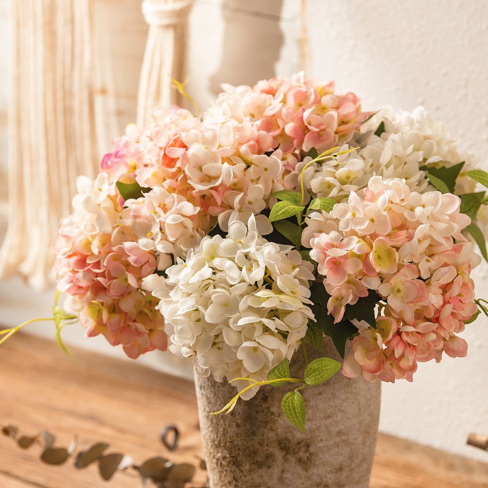 MW52666 Realistic Artificial Flowers Silk Hydrangeas Flower Arrangements For Festive Decorations