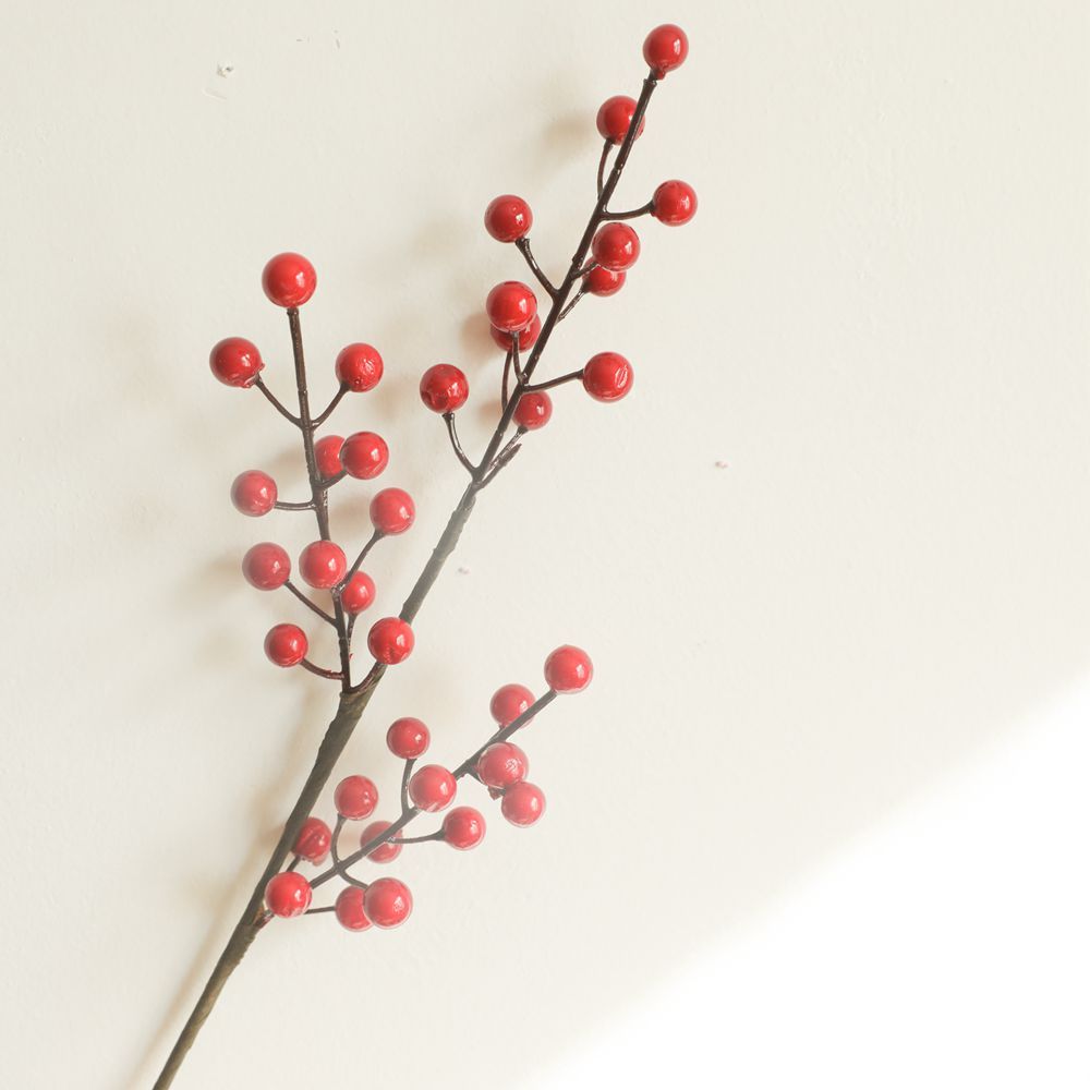 MW36893 Popular Christmas Red Decorative Berry Artificial Long Stem Foam Berries Picks For Decorative Flower