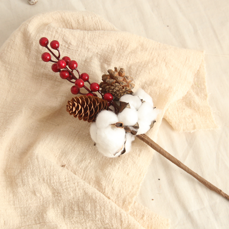 MW61199 Cheap New Arrival Low MOQ Artificial Flower Christmas Cotton Pine Cone Berry Mini Bunch Home Event Holiday Party Decor