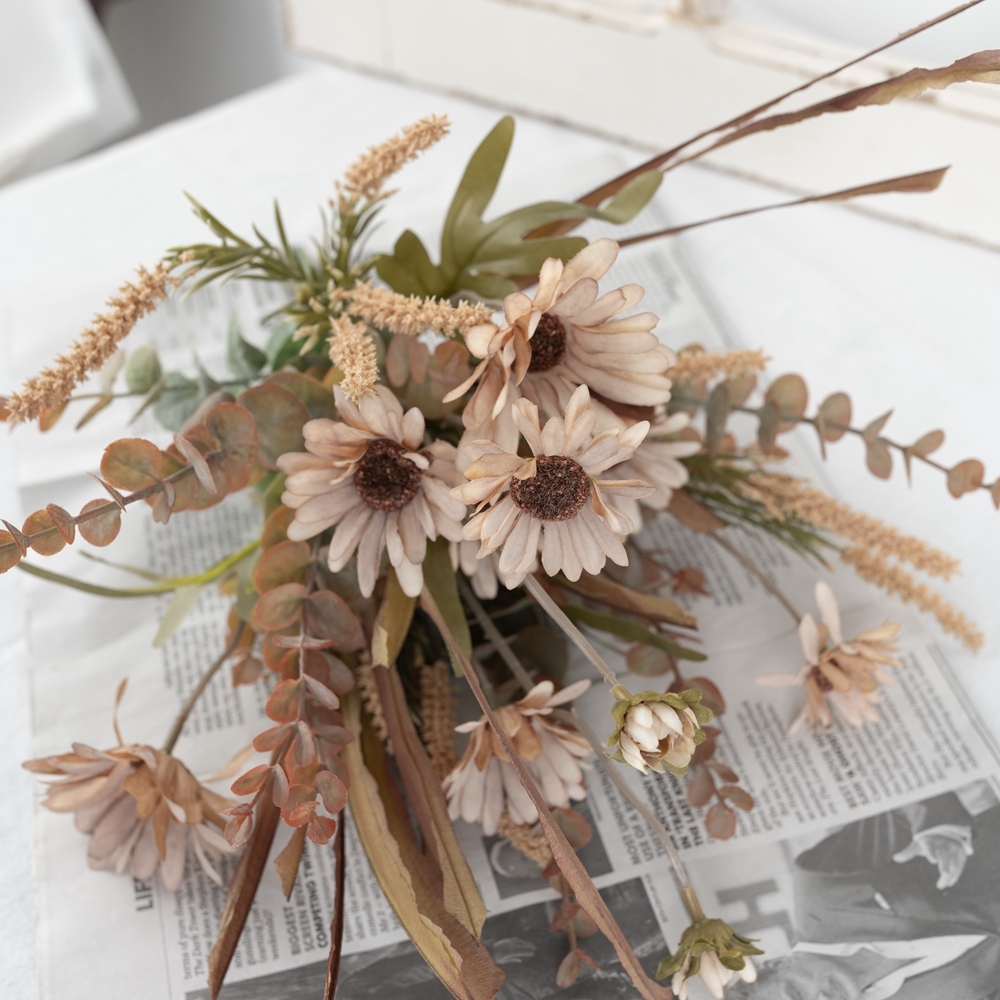 CF01024 Factory Direct Sale Artificial Flower Bouquet Chrysanthemum Eucalyptus Tail Grass For Decorative Flowers and Plants