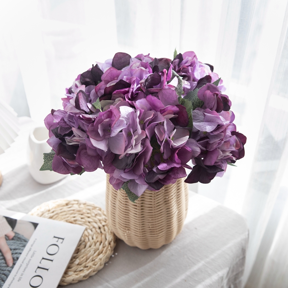 DY1-554A Artificial Flower Silk Hydrangea Stem Flower Arrangement Wedding Decoration