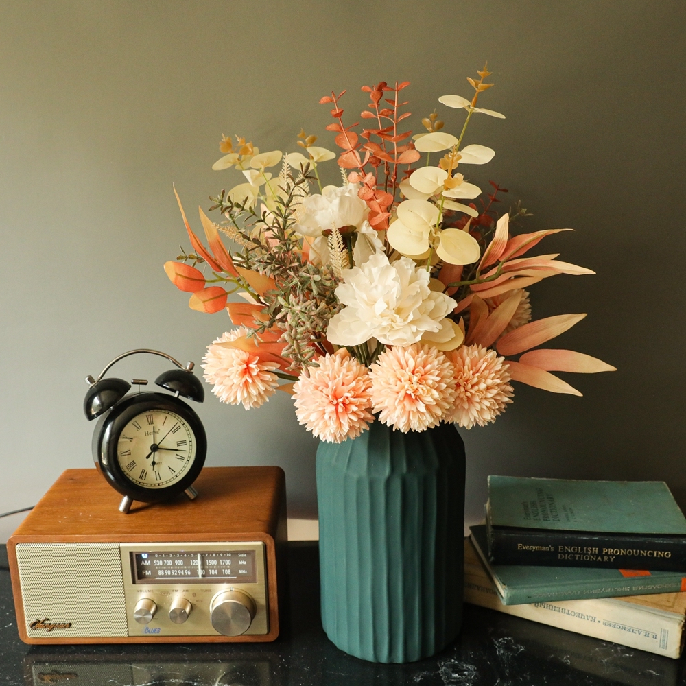 YC1059 New Design Artificial Flower Bouquet Holding Dandelion Eucalyptus Willow Leaves Bouquet For Wedding Supplies