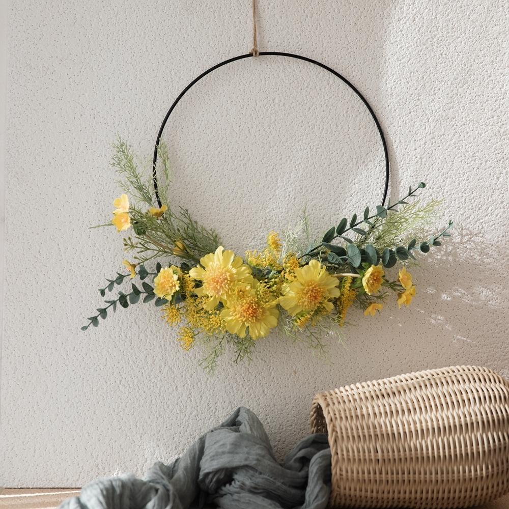 CF01081 Wholesale Artificial Yellow Pinwheel Orchid Eucalyptus Wreath For Decorative Flowers and Plants