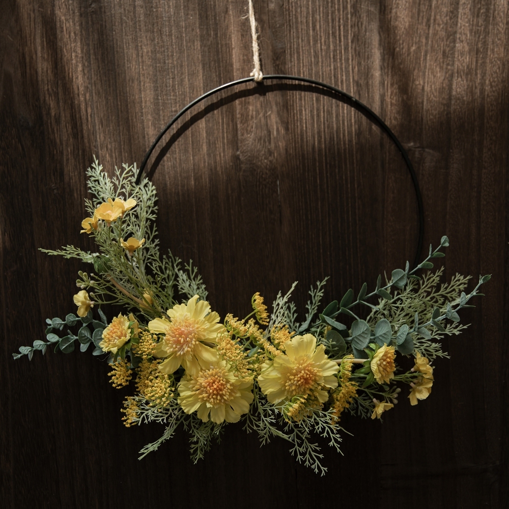 CF01081 Wholesale Artificial Yellow Pinwheel Orchid Eucalyptus Wreath For Decorative Flowers and Plants