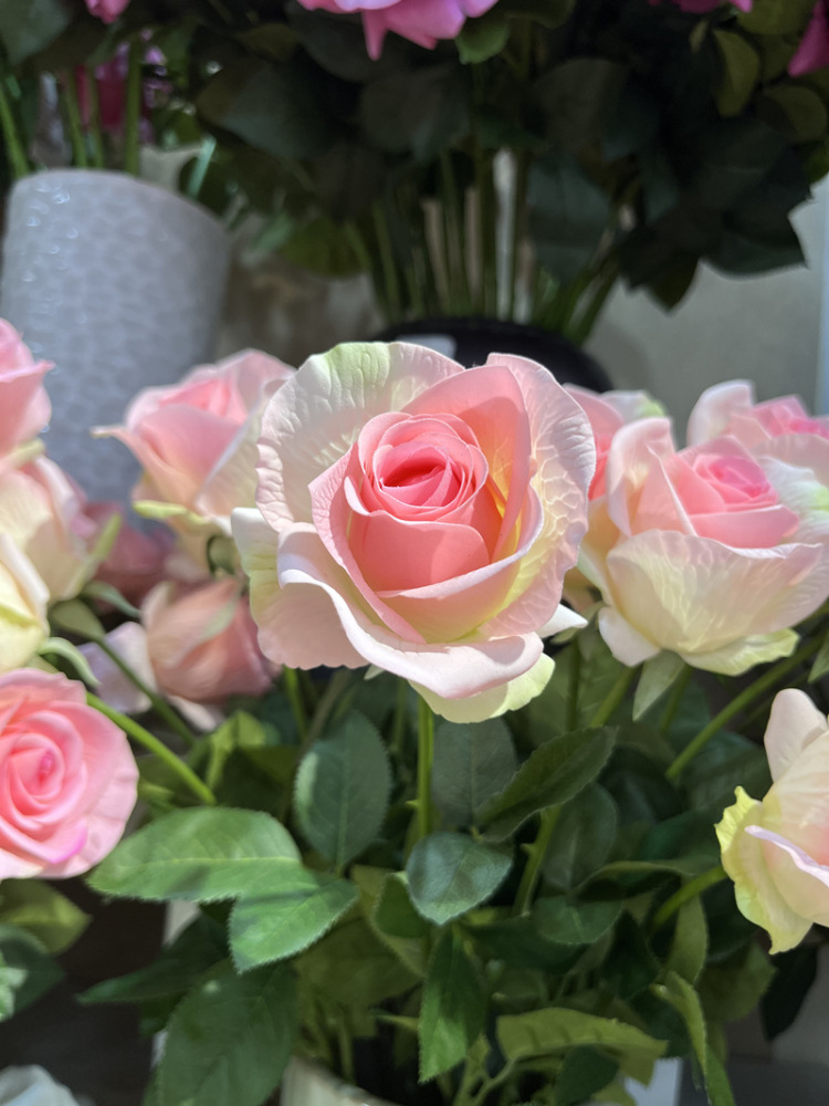 SYB-RT1016 SYB Flower Event Party Decoration Wholesale Factory Direct Luxury Artificial Flower Wedding Decoration Real Touch Rose Flowers