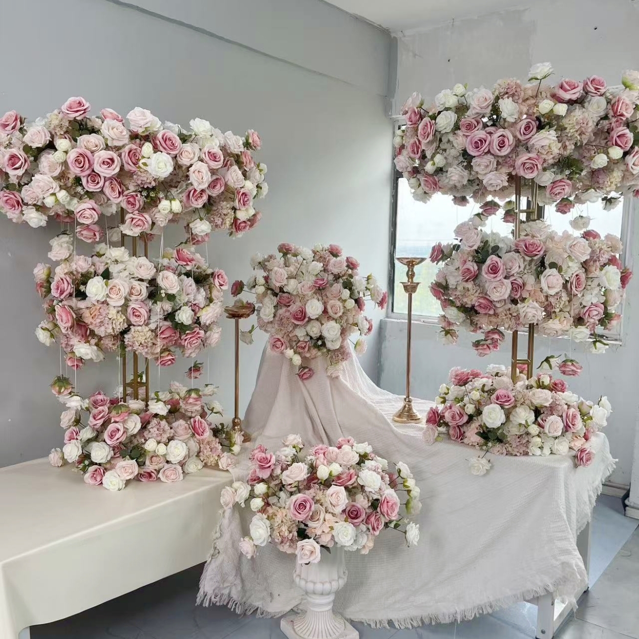 CP-093 Wedding Table Centerpiece Rose Flower ball Wedding Flowers Wedding Arrangement Decoration Customized Flower Ball Table Runner
