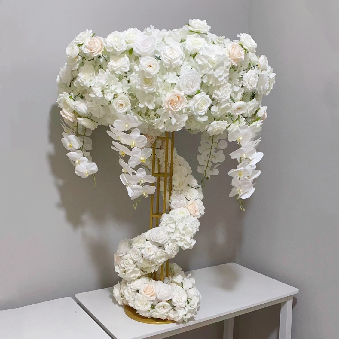 CP-090 Wedding Table Centerpiece Rose Flower ball Wedding Flowers Wedding Arrangement Decoration Customized Flower Ball Table Runner